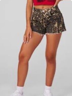 Joe's Super Cute Leopard Jean Shorts - Size 26